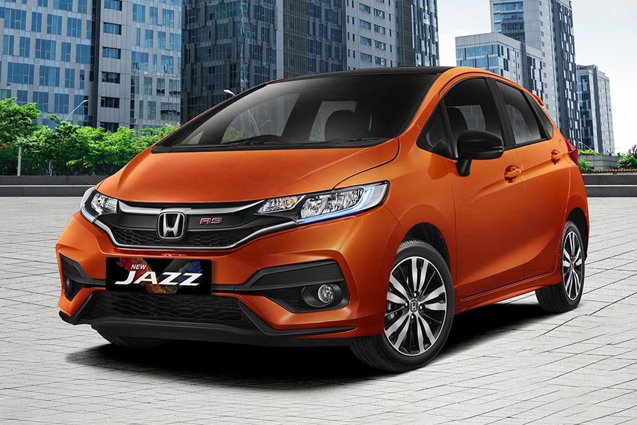 honda-jazz-front-angle-low-view-440862